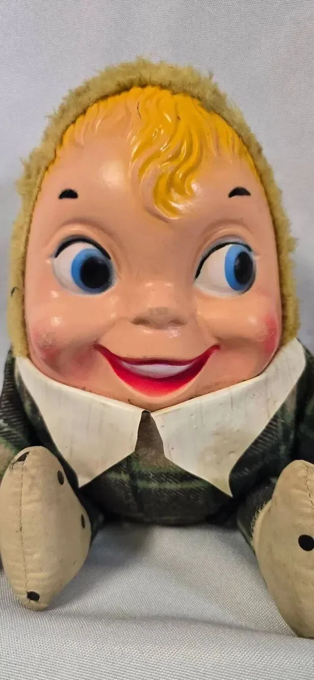 Vintage 1950s Knickerbocker Humpty Dumpty doll